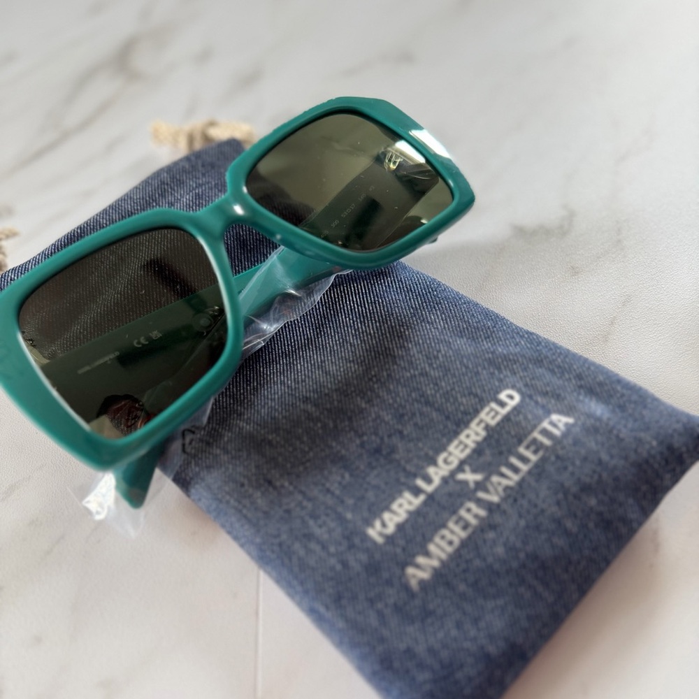 Karl Lagerfeld Amber Valletta Green Oversized Square Sunglasses NWT Scandi Girl